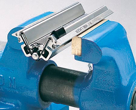 R-4 by Flexco | #03018 | Clipper Specialty Vise Lacer | Hook Size: 2-7, U2-U7