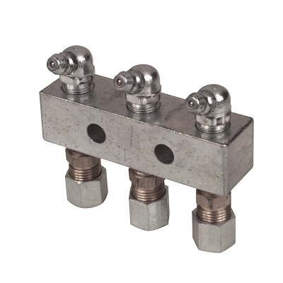 6135 Alemite Header Block - Size: 3-point - Length: 2-3/4" - Inlet/Outlet Threads: 1/8" NPTF(f) - Fittings: 1612-B